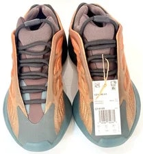 [Yeezy] 700 V3 ' Fade' GY4109 Size (M 6.0) in Box 2