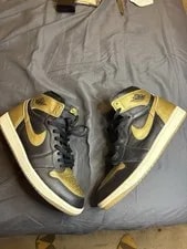 Jordan — Size 11 - Air Jordan 1 Retro OG High — Sneaker — resale