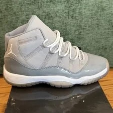 Air Jordan 11 Size 5.5 2010 / 378038-001 3