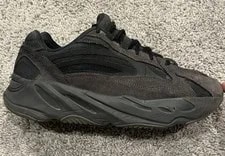 Size 9 - Adidas Yeezy Boost 700 V2 Vanta 3