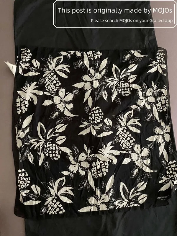 Saint Laurent — Saint Laurent Paris 16AW Pineapple Pattern Scarf Mojos — Clothing — resale