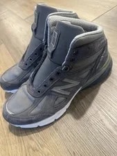 New Balance — New Balance Outdoor 990v4 Mid Cut Sneakerboot Mean — Sneaker — resale
