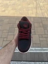 Riot Skateshop × Nike SB Dunk Low Pro QS FZ1289-200 2
