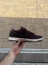 Riot Skateshop × Nike SB Dunk Low Pro QS FZ1289-200 3