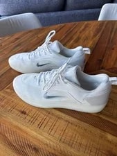 Nike SB Zoom Nyjah 4 Skate Shoes ’s 10.5 Skateboarding Streetwear 2