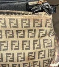 Auth Fendi Baguette No Strap 2