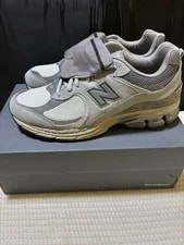10.0US New Balance 2002R Tonal M2002Rvc 2