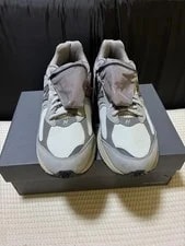 10.0US New Balance 2002R Tonal M2002Rvc 3