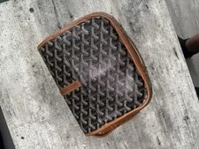 Goyard Small Crossbody Buckle Closure W/ Brand Card 2