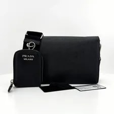 Prada Monochrome Envelope Crossbody (1BP020) 140000972 4