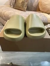 Adidas — Adidas Yeezy Slide - Resin - Size 10 - 2022 — Sneaker — resale