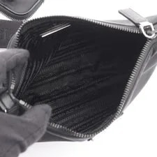 Prada Nylo 3