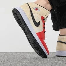 Air Jordan 1 Mid SS GS 'Dunk Contest' DV7012-100 4