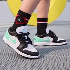 Air Jordan 1 Low GS ' Glow' 553560-131 New Sizes 2