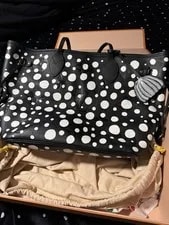Louis Vuitton X Yayoi Kusama Neverfull for 2