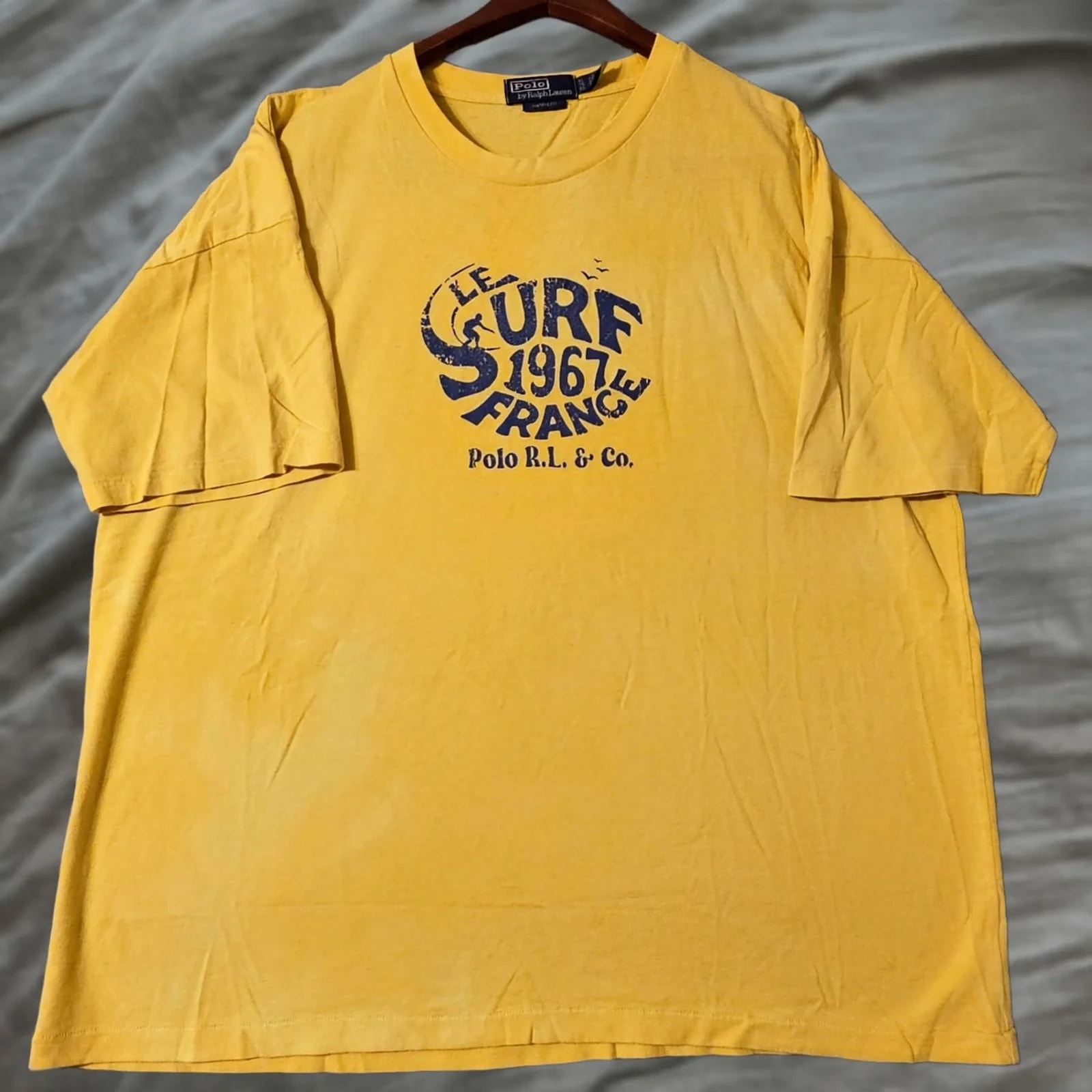 Polo Ralph Lauren — Polo Ralph Lauren XL le Surf 1967 France Graphic T-Shirt Fit — streetwear — resale