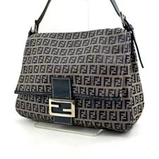 Fendi Mamma Baguette Dark 3