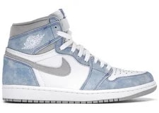 Jordan — Jordan 1 Retro High OG Hyper — Sneaker — resale