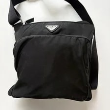 Prada Tag 2