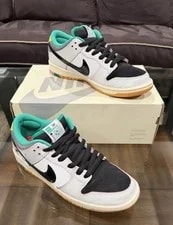 Nike SB — Nike SB Dunk Low Size 10.5 Csef — Sneaker — resale