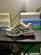 Asics — Asics Gel Kayano 14 Sweet — Sneaker — resale