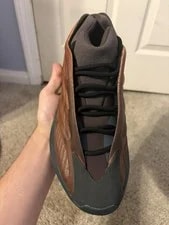 Yeezy — Yeezy 700 V3 Cooper Fade Size 10.5 Used With Box — Sneaker — resale