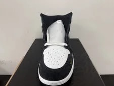 Air Jordan 1 SE Mid Lucky - II9812 100 - Size Range: 8-14 4