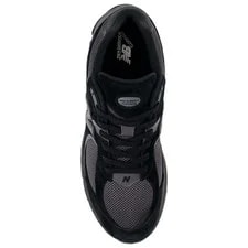 New Balance M2002R Shoes 3