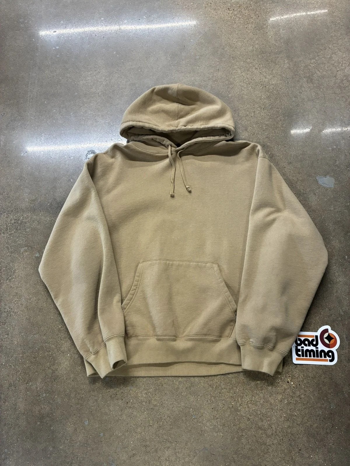 Supreme — Supreme Applique Hoodie — streetwear — resale