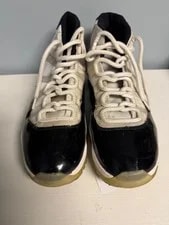 Air Jordan — Air Jordan 11 Retro Low Gum Size 10.5 Basketball Shoes — Sneaker — resale