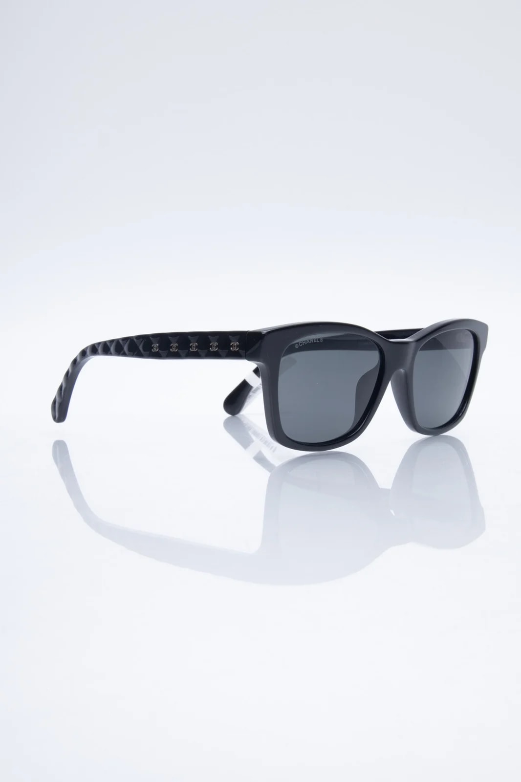 Chanel — Chanel Sunglasses Square Acetate — Accessory — resale