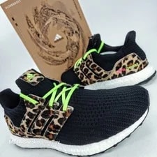 Adidas — Adidas US 14 Leopard Run Retro UltraBoost DNA New — Sneaker — resale