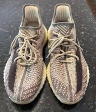 Yeezy 350 V2 Zyon Size 11 - Good Condition - No Box - Authentic - Fast Ship 3