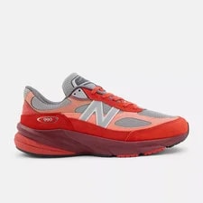 New Balance 990V6 Community U990RT6 Size 4