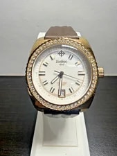 Zodiac — Zodiac Sea Dragon Rose Gold Tone Crystal Bezel Swiss Made 100M Runs — Watch — resale