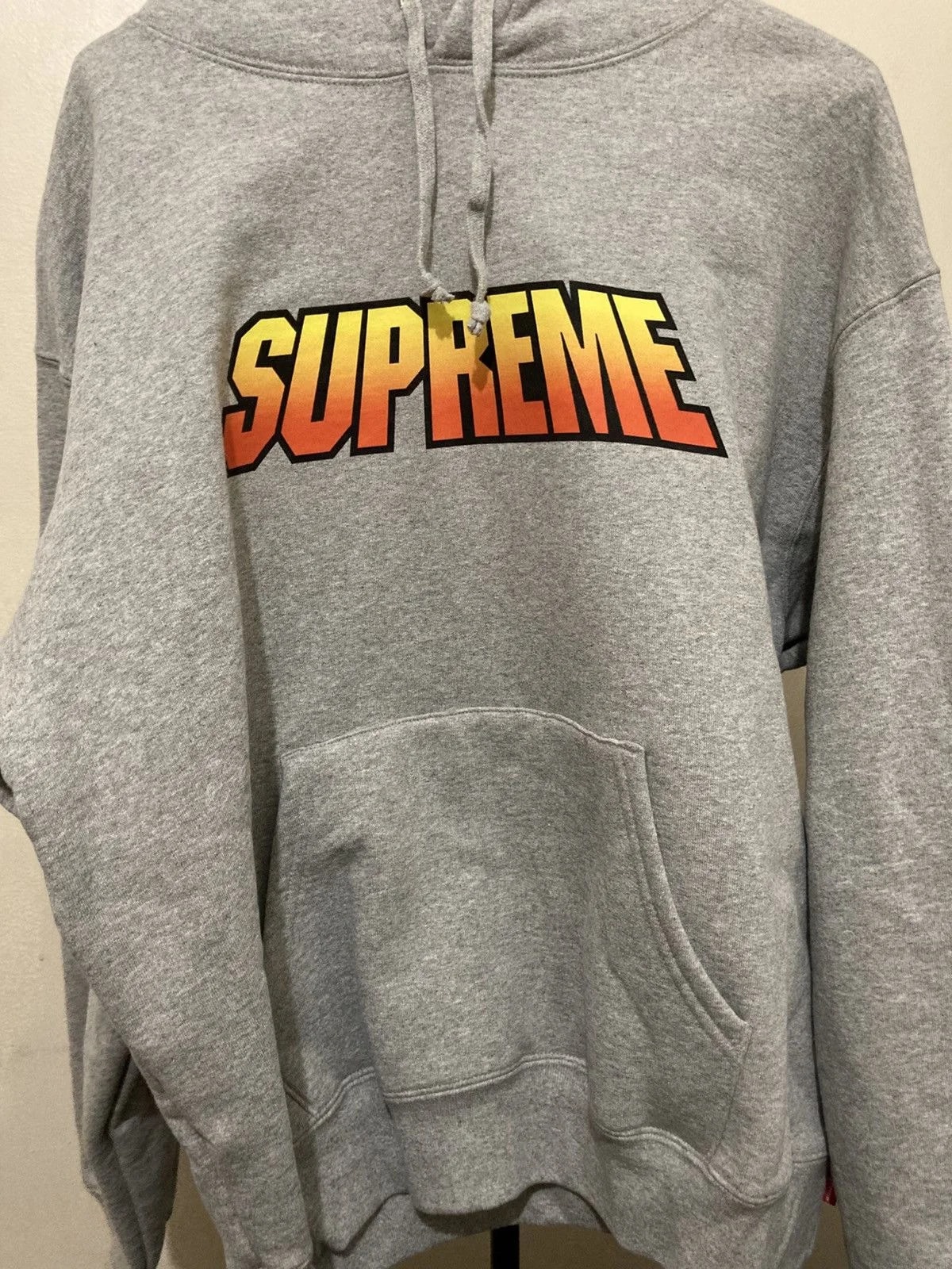 Supreme — Supreme Hoodie Heather — streetwear — resale
