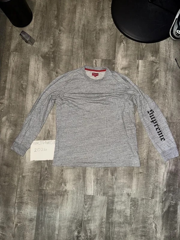 Supreme — Supreme Old English Logo L/S — streetwear — resale
