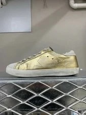 Golden Goose — 5.0US Golden Goose Superstar Goldgr-4764 Italian Model Limited Edition — Sneaker — resale