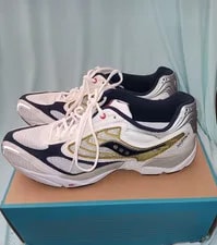 Saucony — Saucony 9 Size 11.5 / / Athletic Running Shoes — Sneaker — resale