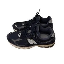 9.0US New Balance 2002R Tech 2