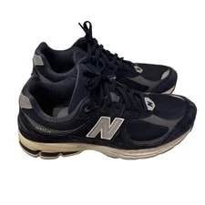 9.0US New Balance 2002R Tech 3