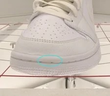 Jordan 554724-126 Moderate Wear Or Visible Flaws 8.5 /10 WomenF 3