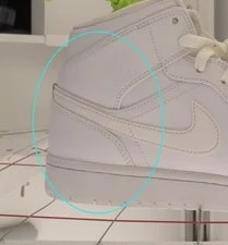 Jordan 554724-126 Moderate Wear Or Visible Flaws 8.5 /10 WomenF 4