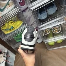 J4 Flight Club Size 6.5y Tried on OG All 2