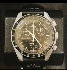Omega — Omega Speedmaster Moonwatch — Watch — resale