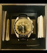 Omega Speedmaster Moonwatch 3