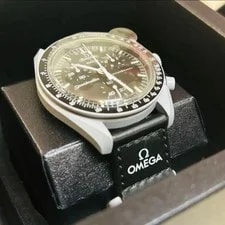 Omega Speedmaster Moonwatch 4