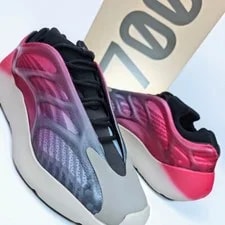 Adidas US 12.5 Fade Yeezy 700 V3 4