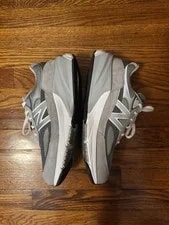 New Balance Classics 990v6 Size 10.5 EE 4