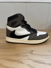 Jordan 1 High Size 6.5Y ( Size 8) Preowned CD4487-100 2
